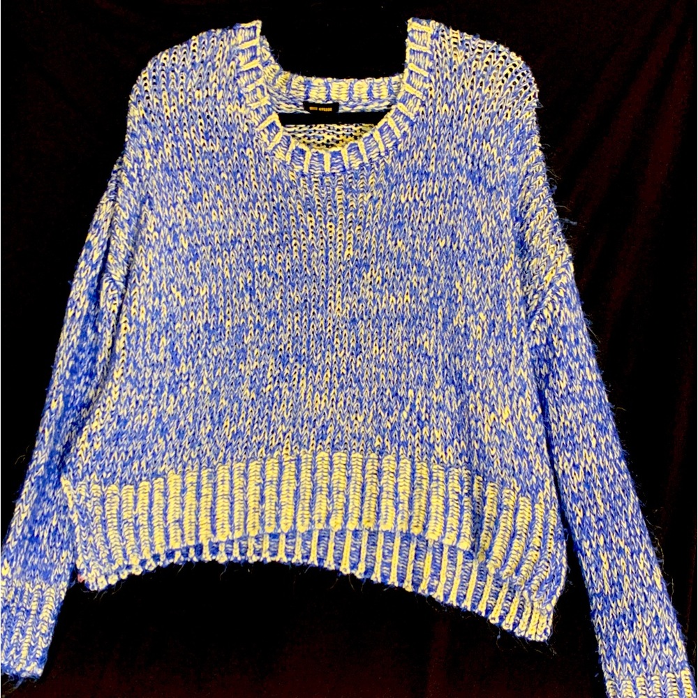 Miss Avenue blue sweater